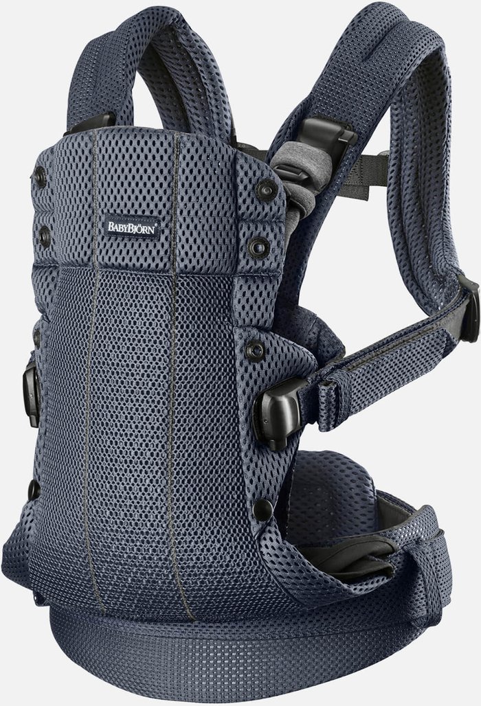 The Hut UK | BABYBJÖRN BABYBJÖRN Harmony 3D Mesh Baby Carrier - Anthracite BABYBJÖRN BABYBJÖRN Harmony 3D Mesh Baby Carrier - Anthracite