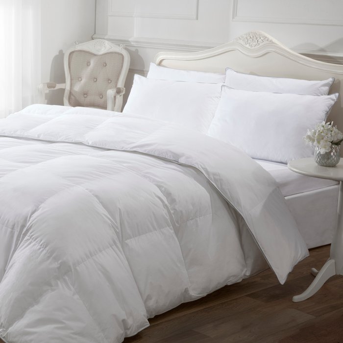 The Range | Cascade Home 5* 10.5 Tog Luxury Like Down Duvet - White / Super King size Cascade Home 5* 10.5 Tog Luxury Like Down Duvet - White / Super King size