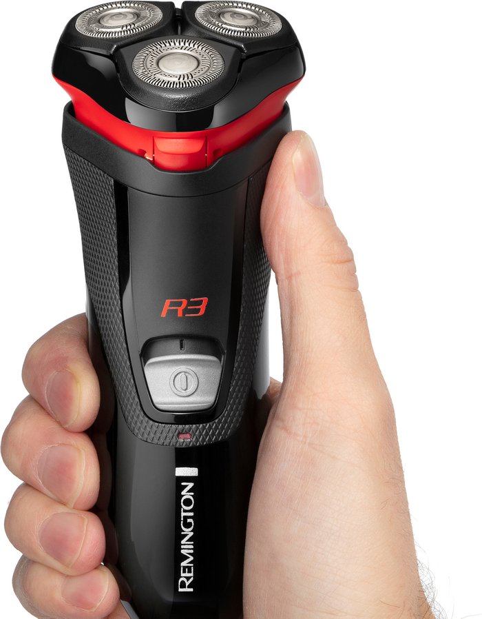 The Range | Remington REMINGTON Style R3 Rotary Shaver - Black & Red Remington REMINGTON Style R3 Rotary Shaver - Black & Red