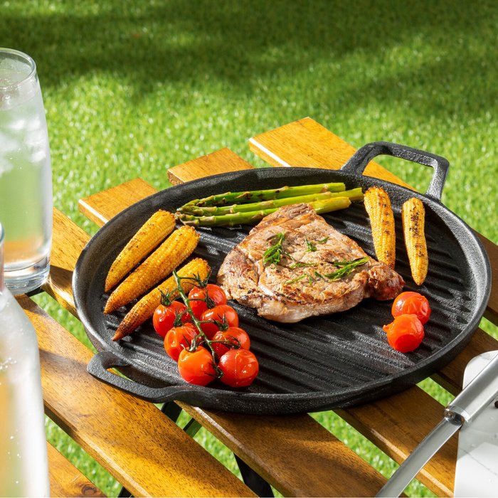 The Range | Homiu Homiu Cast Iron Round Griddle Homiu Homiu Cast Iron Round Griddle