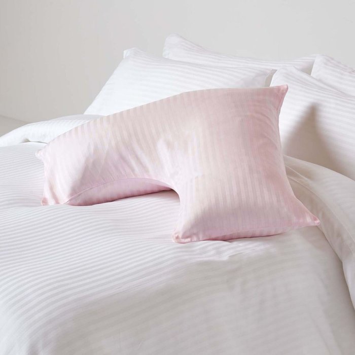 The Range | Homescapes 330 Thread Count Egyptian Cotton V Shape Pillowcase - Pink Homescapes 330 Thread Count Egyptian Cotton V Shape Pillowcase - Pink