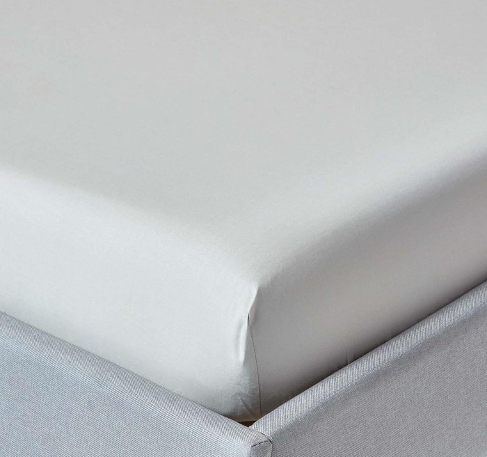 The Range | Homescapes 200 Thread Count Egyptian Cotton Fitted Sheet - Silver / King Homescapes 200 Thread Count Egyptian Cotton Fitted Sheet - Silver / King