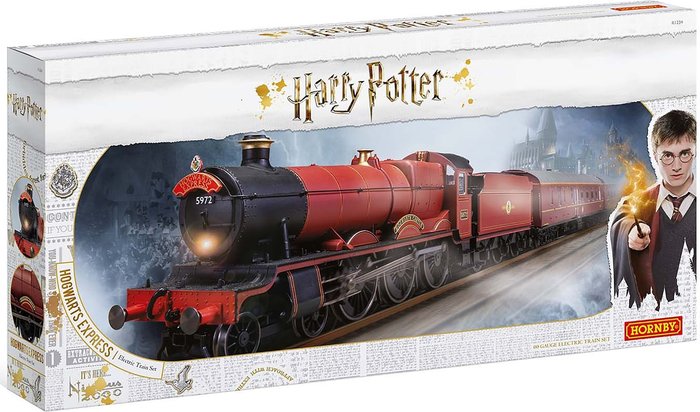 The Range | Hornby Hornby Hogwarts Express Train Set Hornby Hornby Hogwarts Express Train Set
