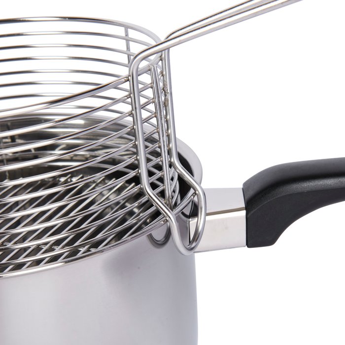 The Range | Kitchencraft KitchenCraft Stainless Steel Large Chip Fryer and Basket - Grey Kitchencraft KitchenCraft Stainless Steel Large Chip Fryer and Basket - Grey