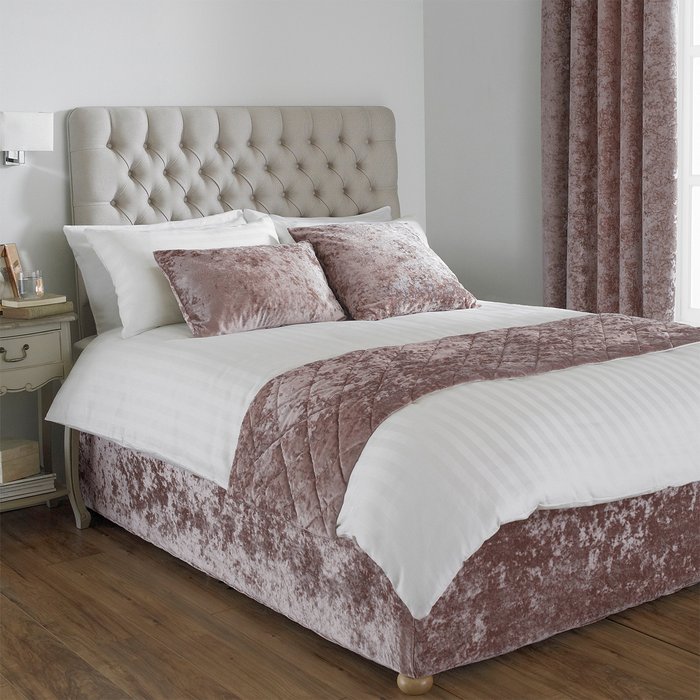 The Range | Paoletti Paoletti Verona Crushed Velvet Bed Runner Polyester Blush Paoletti Paoletti Verona Crushed Velvet Bed Runner Polyester Blush
