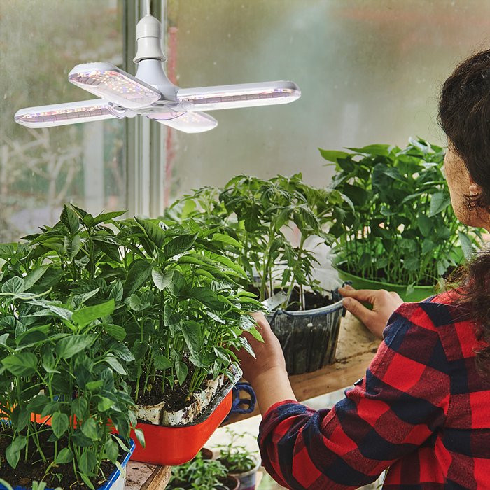 The Range | Outsunny Outsunny 20w Foldable LED Grow Light Outsunny Outsunny 20w Foldable LED Grow Light