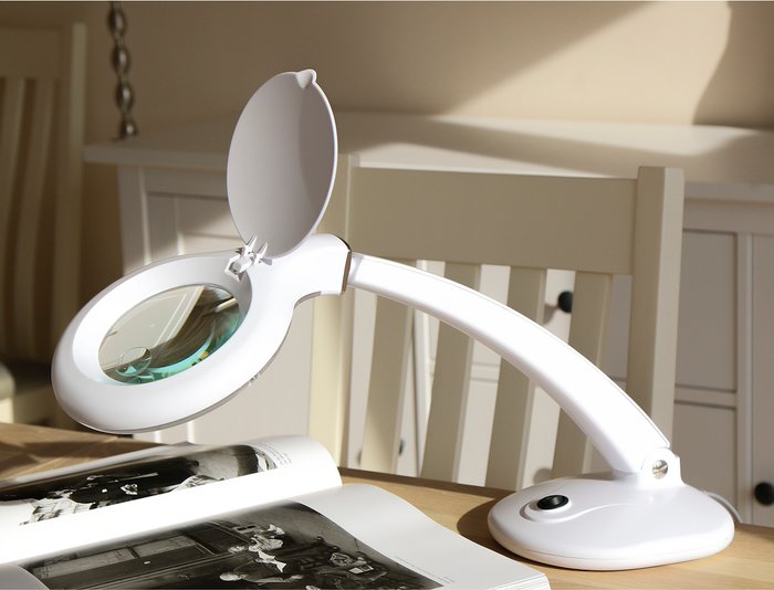 The Range | Lifemax Lifemax Magnifying Table Lamp - White Lifemax Lifemax Magnifying Table Lamp - White