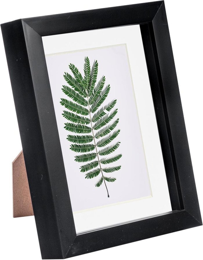The Range | Nicola Spring 3D Box Photo Frame - 5 x 7 Nicola Spring 3D Box Photo Frame - 5 x 7