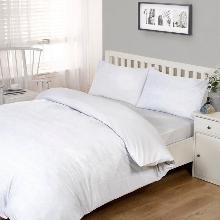 The Range | Cascade Home Bamboo Duvet Cover - White / Super King size Cascade Home Bamboo Duvet Cover - White / Super King size