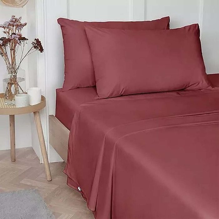The Range | Vantona Luxury Cotton Plain Dyed Fitted Sheets 180 TC - Berry / Single Vantona Luxury Cotton Plain Dyed Fitted Sheets 180 TC - Berry / Single