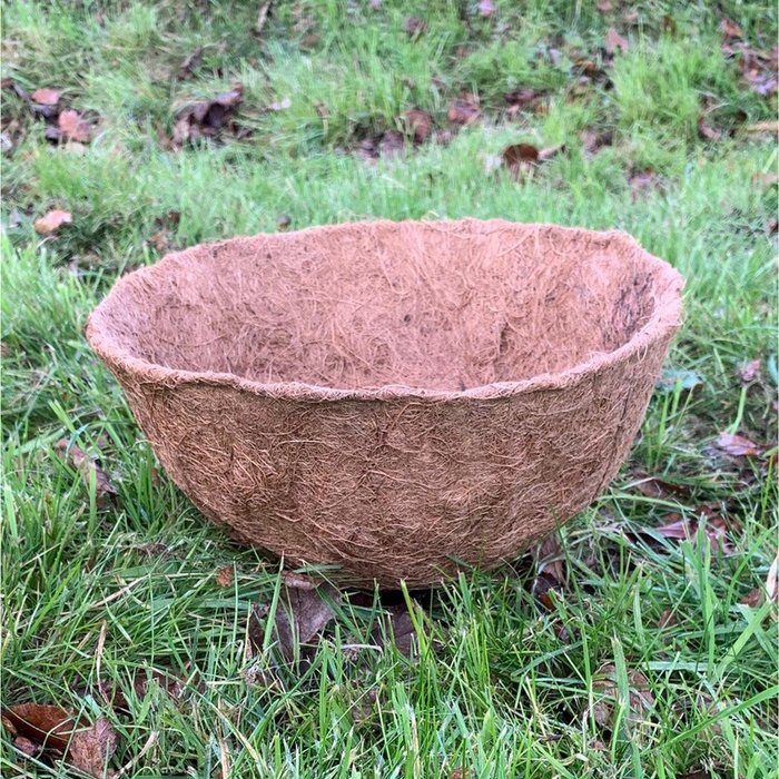 The Range | Selections Coco Hanging Basket Planter Liners (30cm) - Brown / 1 Selections Coco Hanging Basket Planter Liners (30cm) - Brown / 1