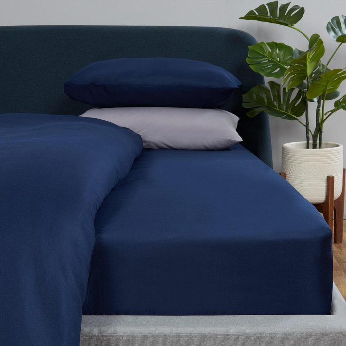 The Range | Brentfords Brentfords Plain Dyed Fitted Bed Sheets Non-Iron - Blue / Super King size Brentfords Brentfords Plain Dyed Fitted Bed Sheets Non-Iron - Blue / Super King size