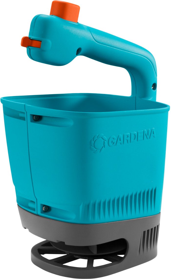 The Range | Gardena Gardena Hand Held Feed, Grass and Salt Spreader 1.8l Gardena Gardena Hand Held Feed, Grass and Salt Spreader 1.8l
