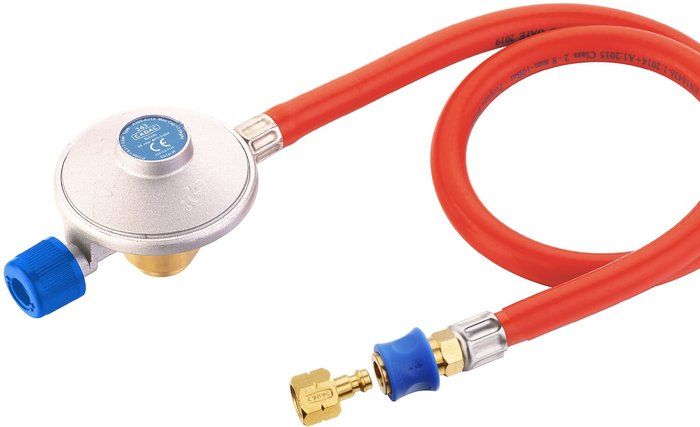 The Range | Cadac Cadac Threaded Cartridge EN417 Regulator with Quick Release Cadac Cadac Threaded Cartridge EN417 Regulator with Quick Release