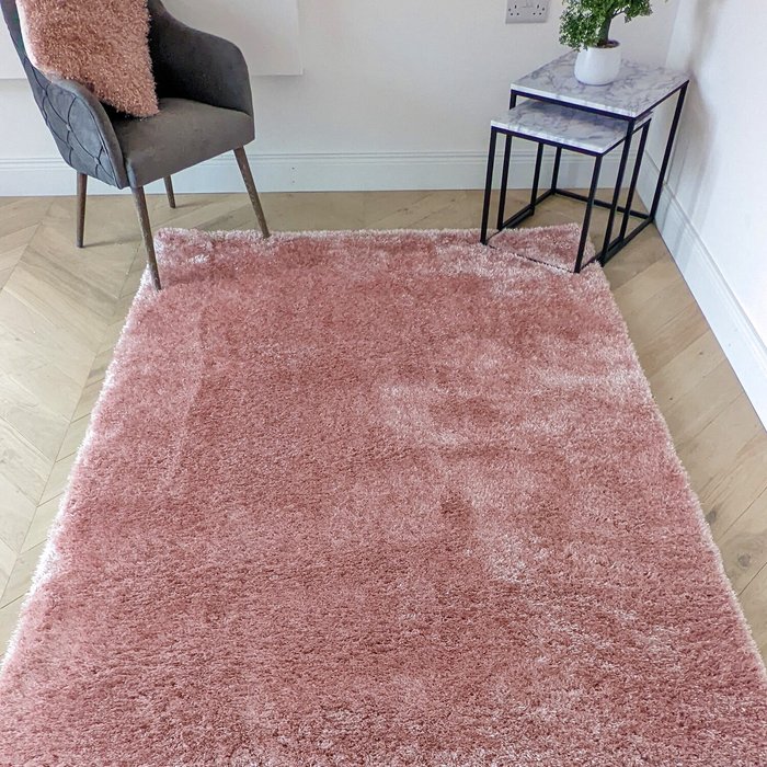 The Range | The Rug Wholesaler Shimmering Pink Shaggy Rug - Blush / 80cm The Rug Wholesaler Shimmering Pink Shaggy Rug - Blush / 80cm
