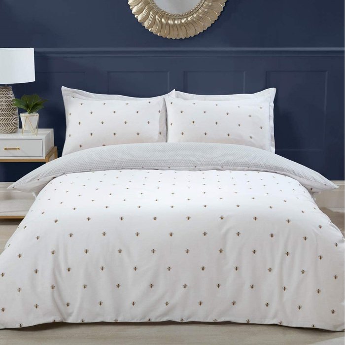 The Range | Sleepdown Sleepdown Bumble Bee Duvet Cover Set - White Grey / Double Sleepdown Sleepdown Bumble Bee Duvet Cover Set - White Grey / Double