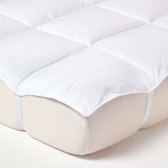 The Range | Homescapes Super Microfibre Mattress Topper - White / Superking Homescapes Super Microfibre Mattress Topper - White / Superking