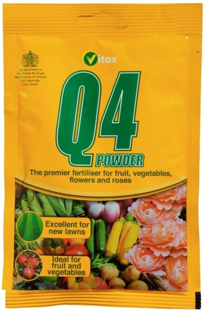 The Range | Vitax Q4 Powder All Purpose Fertiliser 60g - Natural Vitax Q4 Powder All Purpose Fertiliser 60g - Natural
