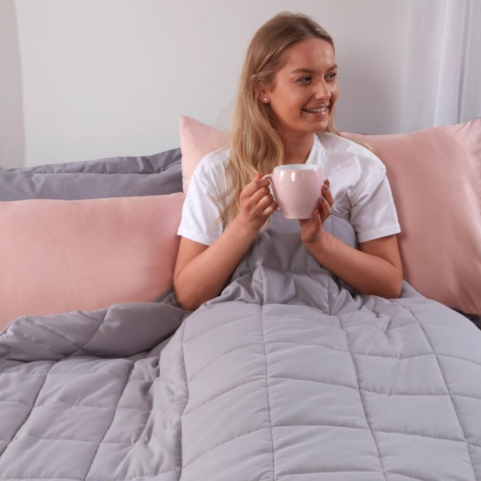 The Range | Brentfords Brentfords Weighted Blanket Quilted Silver Grey 125 X 150 Cm 4Kg Brentfords Brentfords Weighted Blanket Quilted Silver Grey 125 X 150 Cm 4Kg