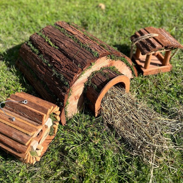 The Range | Selections Wooden Barkwood Hogitat Hedgehog House Shelter - Brown / Hedgehog House, Bird House, Hanging Feeder & Straw Selections Wooden Barkwood Hogitat Hedgehog House Shelter - Brown / Hedgehog House, Bird House, Hanging Feeder & Straw