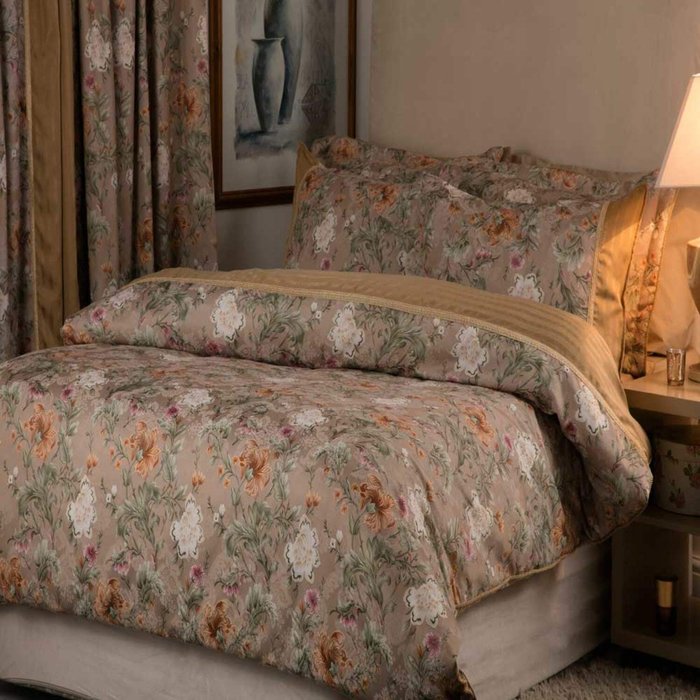 The Range | Belledorm Isabelle Duvet Cover Set - Multicoloured Belledorm Isabelle Duvet Cover Set - Multicoloured