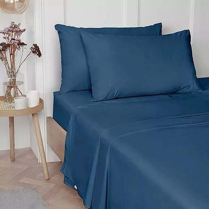 The Range | Vantona Luxury Cotton Plain Dyed Flat Sheets 180 TC - Navy / King Vantona Luxury Cotton Plain Dyed Flat Sheets 180 TC - Navy / King