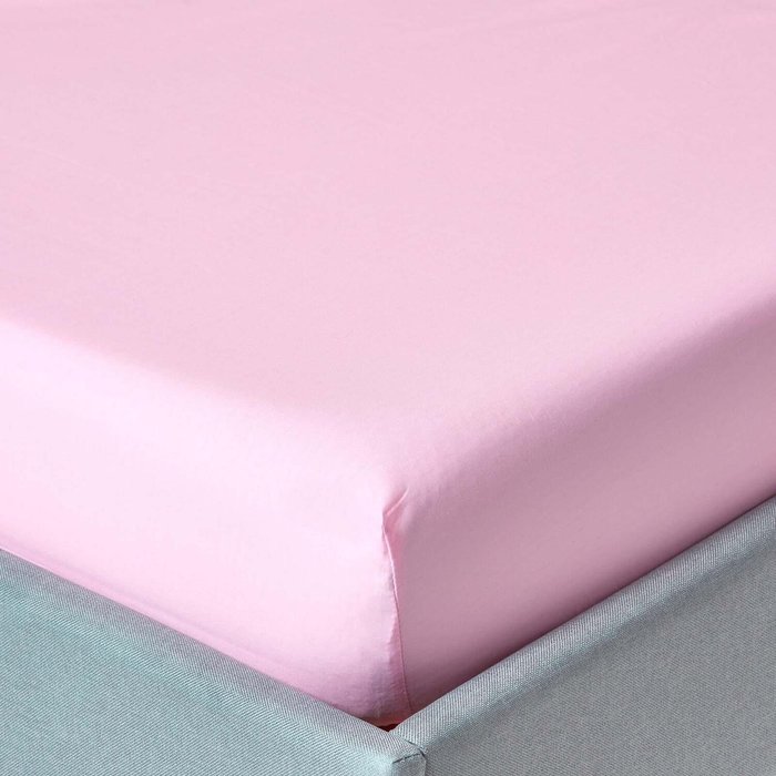 The Range | Homescapes 200 Thread Count Egyptian Cotton Fitted Sheet - Pink / Small Double Homescapes 200 Thread Count Egyptian Cotton Fitted Sheet - Pink / Small Double