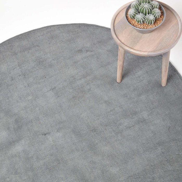 The Range | Homescapes Hand Tufted Plain Cotton Round Rug - Grey / 150cm Homescapes Hand Tufted Plain Cotton Round Rug - Grey / 150cm