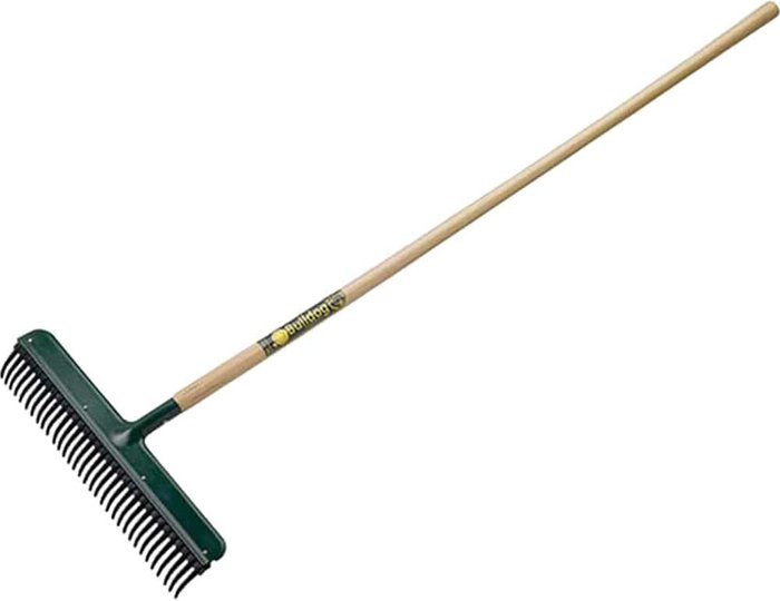 Tooled Up | Bulldog Bulldog Premier Wizard Rubber Tine Leaf Rake 1.3m Bulldog Bulldog Premier Wizard Rubber Tine Leaf Rake 1.3m