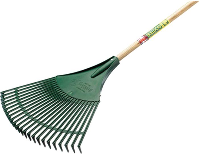 Tooled Up | Bulldog Bulldog Plastic Leaf Rake Bulldog Bulldog Plastic Leaf Rake