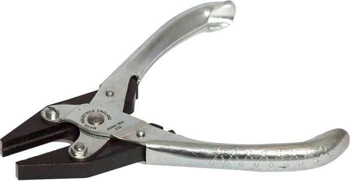 Tooled Up | Maun Maun Flat Nose Pliers 160mm Maun Maun Flat Nose Pliers 160mm