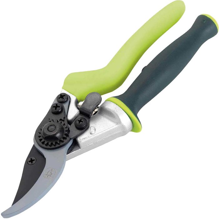 Tooled Up | Spear and Jackson Kew Gardens Ergo Twist Bypass Secateurs Spear and Jackson Kew Gardens Ergo Twist Bypass Secateurs