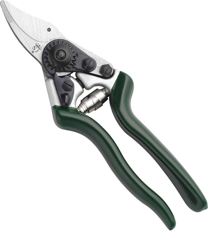 Tooled Up | Spear and Jackson Kew Gardens Small Heavy Duty Bypass Secateurs Spear and Jackson Kew Gardens Small Heavy Duty Bypass Secateurs