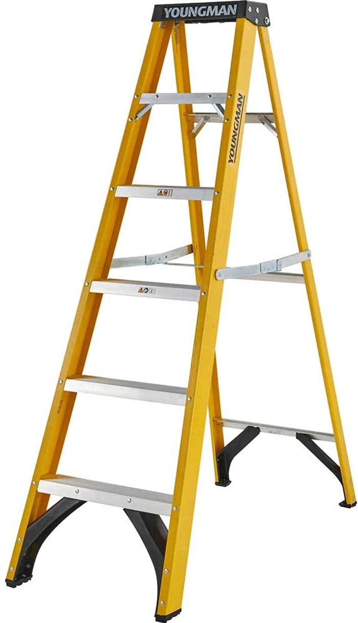 Tooled Up | Youngman Werner 7160618 Fibreglass Stepladder 6 Tread Youngman Werner 7160618 Fibreglass Stepladder 6 Tread