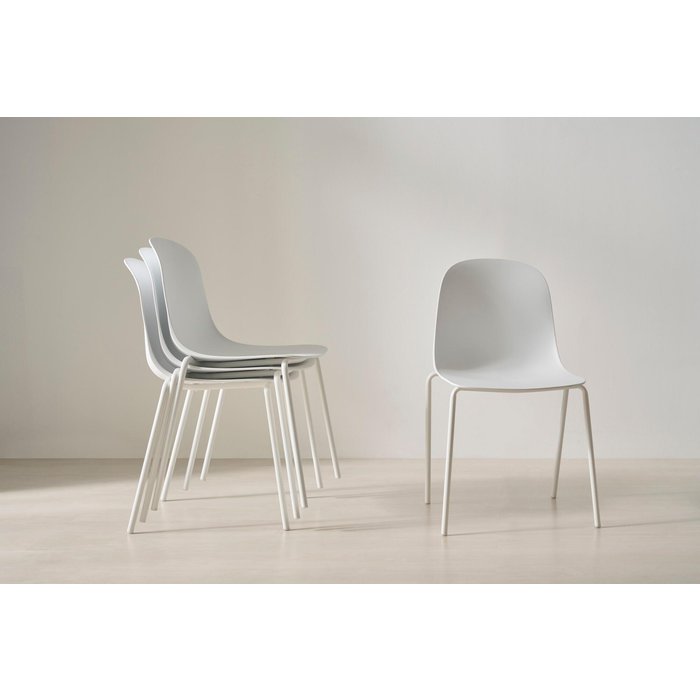 Silla apilable luna con patas metalicas y asiento de polipropileno blanco