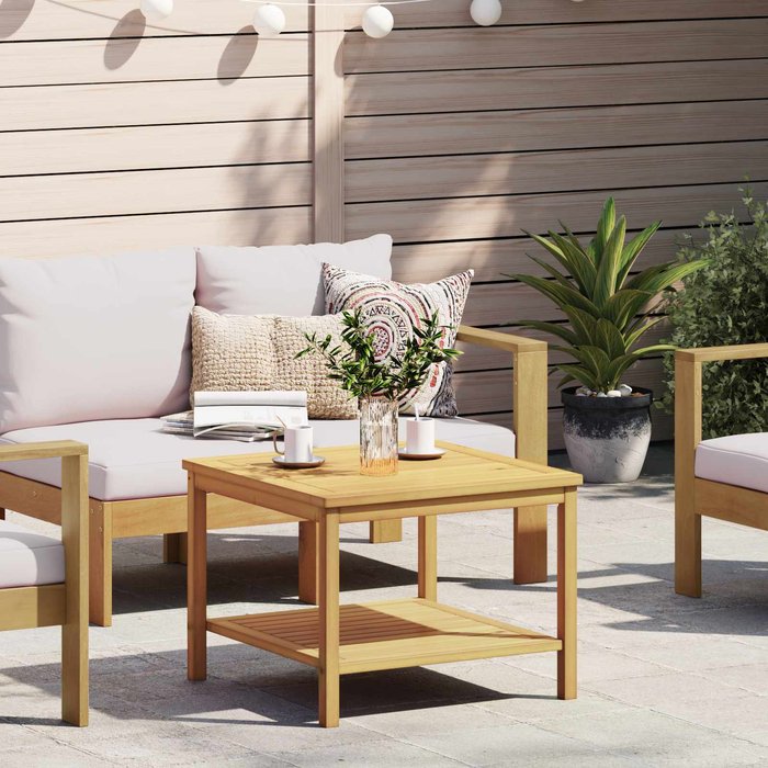 Mesa auxiliar de aceite natural de 60 x 60 x 45 cm.