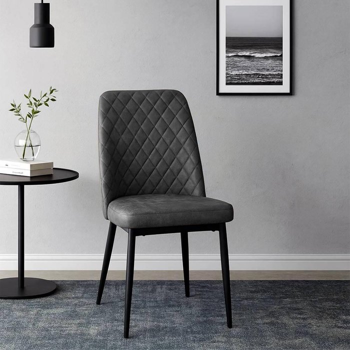 Silla de comedor alma en microfibra nobuk gris oscuro con patas de metal negro