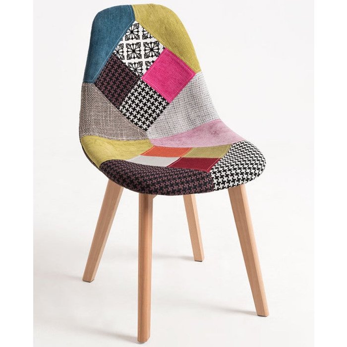 Silla wany de tela patchwork y patas de haya maciza clara