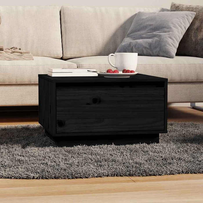 Mesa de centro negra de 55x56x32 cm, de madera maciza de pino.