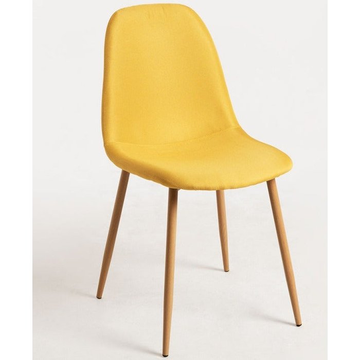 Silla kela de tela amarilla y patas de metal efecto madera natural
