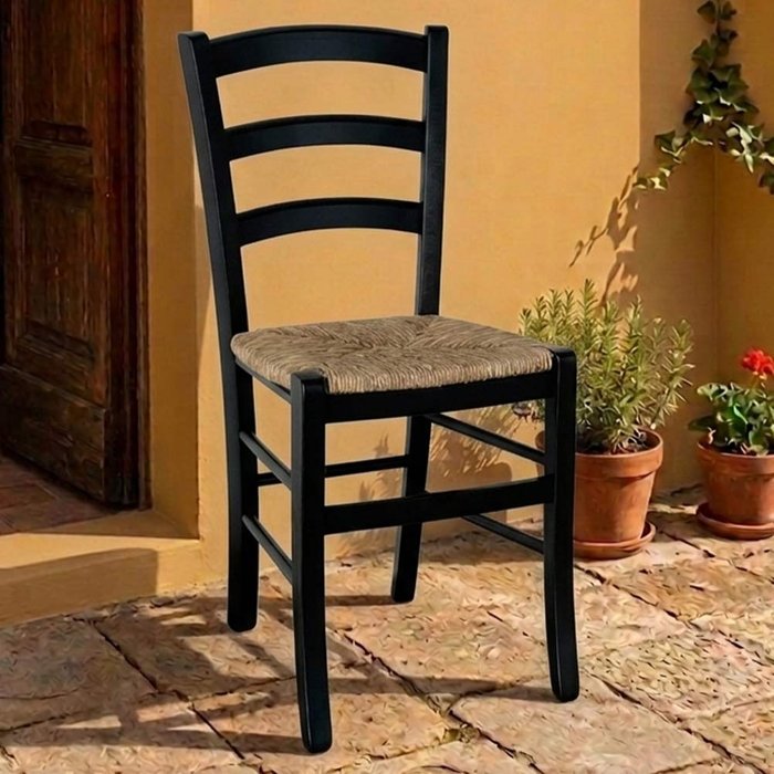 Silla de comedor de madera venecia negra con asiento de paja