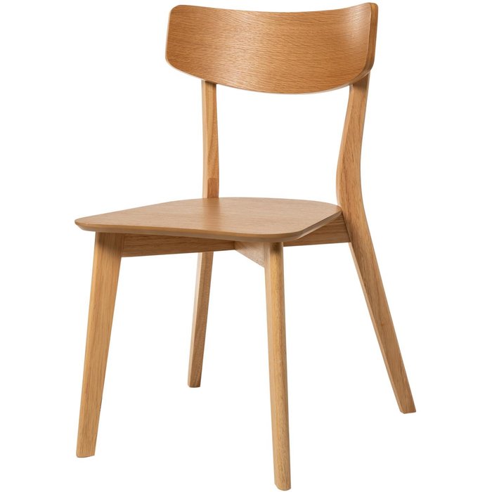 Silla sencillalakota de madera color roble.