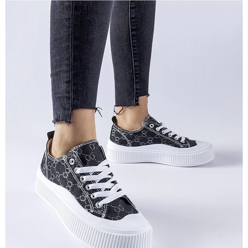 Sneakers model 207616 Solea - 37 - Black