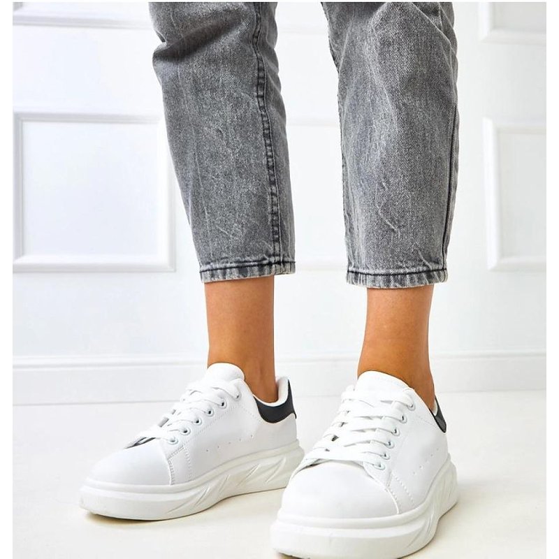 Sport Shoes model 218368 Solea - 39 - White
