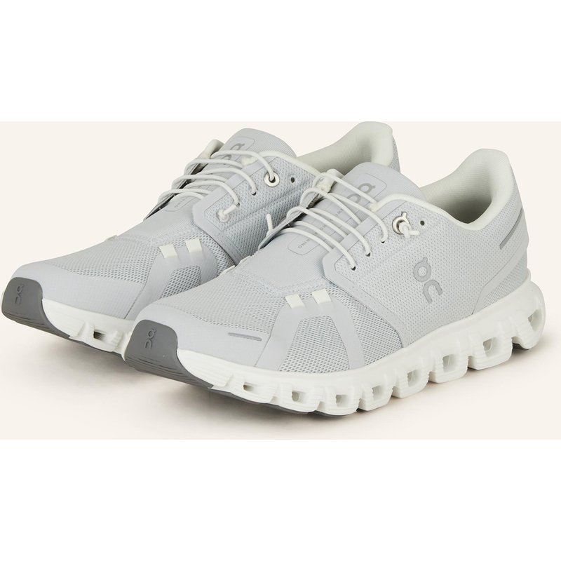 On Sneaker Cloud 6 grau