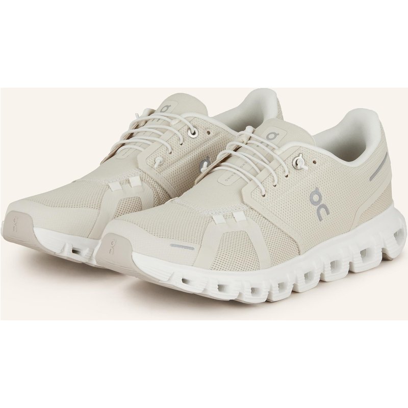 On Sneaker Cloud 6 beige
