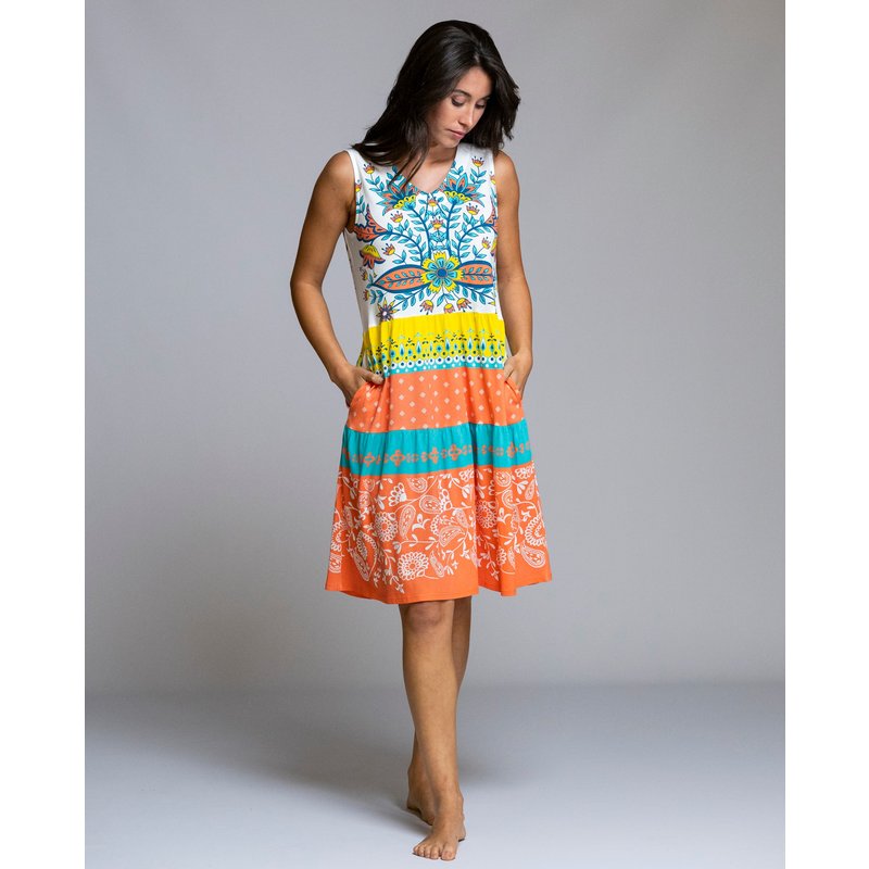 Señoretta - Vestido de playa mezcla estampados sin mangas.