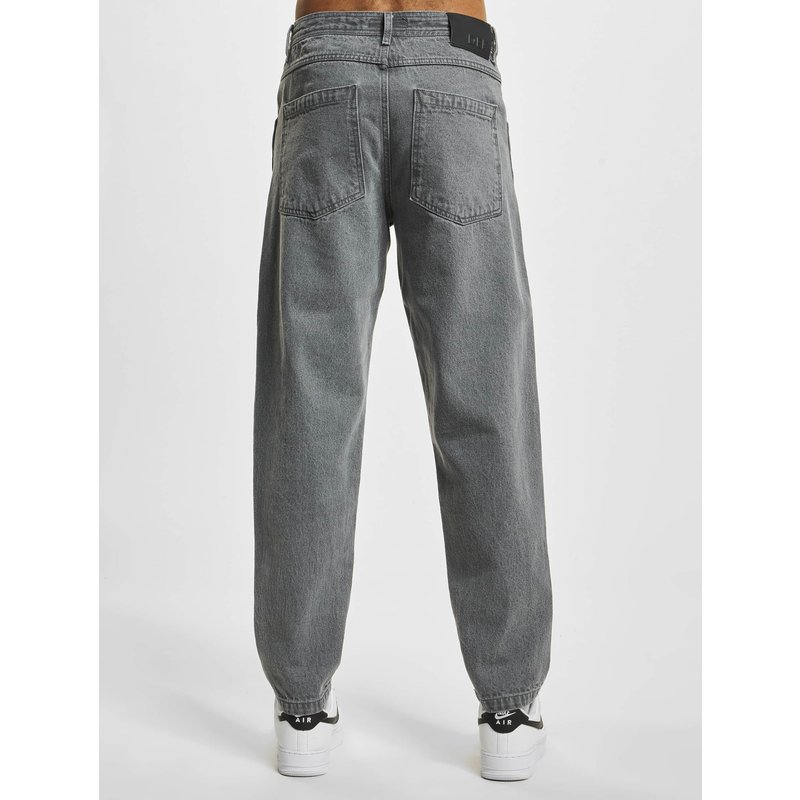 DEF Tapered Loose Fit Denim