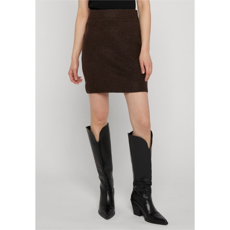 Estelou soft touch knit skirt