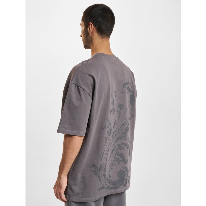 DEF Flourish T-Shirt